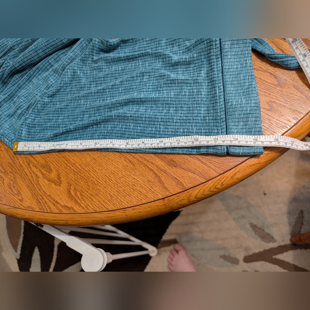 Green Robe L/XL (I04) - Picture 9 of 12